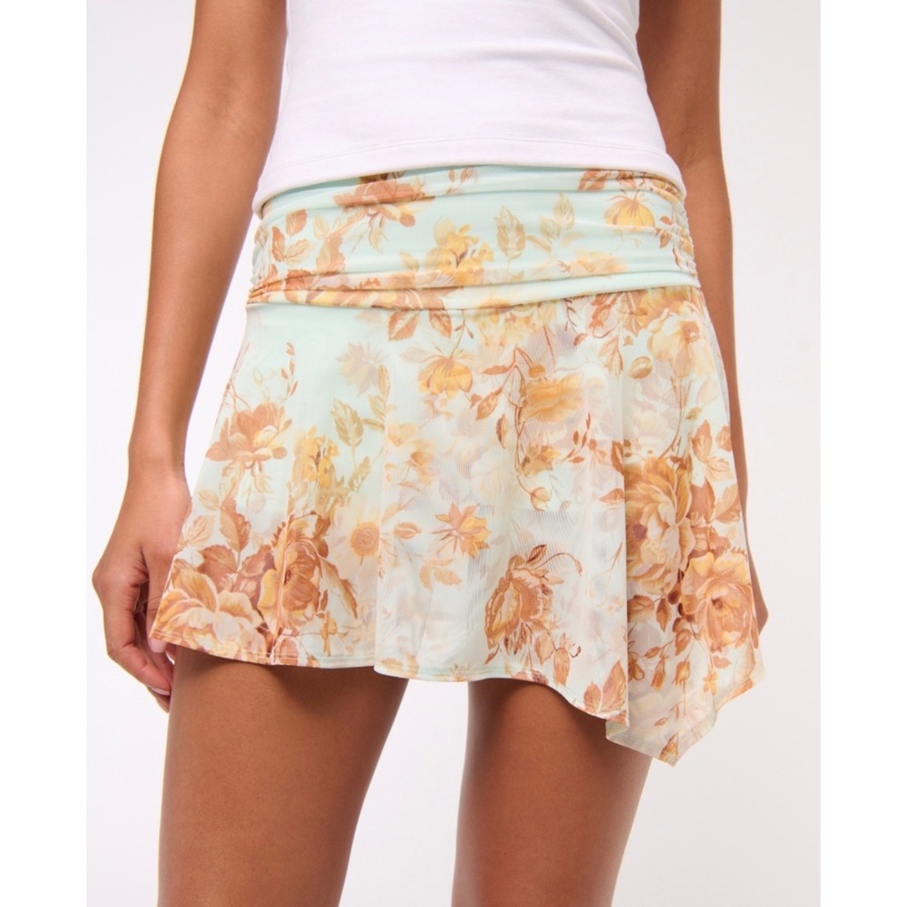 Abercrombie & Fitch Mid Rise Asymmetrical Ruched Mini Skort Aqua Floral